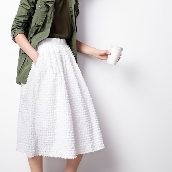 J. Crew Dresses & Skirts - J. Crew White Clip dot Midi Skirt